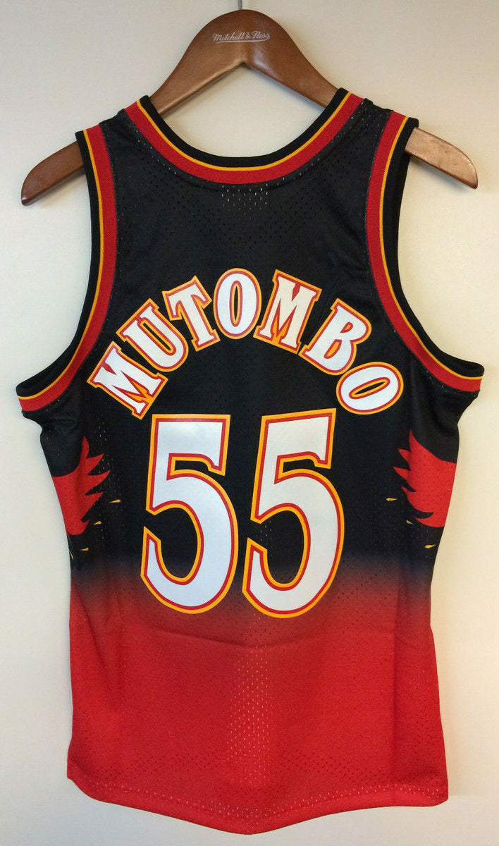 Mitchell & Ness NBA Atlanta Hawks Jersey (Dikembe Mutombo) - Black 2x