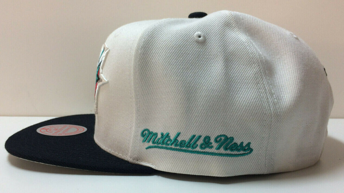 Mitchell & Ness NBA 96 All Star Game Snapback Hat Adjustable Cap - White/Black/Pink Pepper/San Antonio Spurs