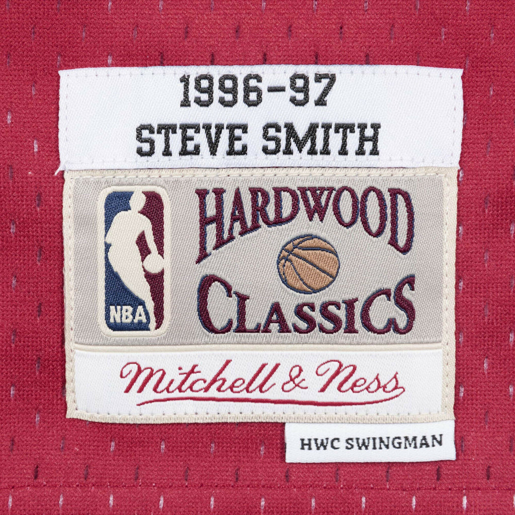 Men's Mitchell & Ness Steve Smith Cream Atlanta Hawks Chainstitch Swingman Jersey Size: Medium