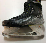 Bauer Vapor Hyperlite Ice Hockey Skates Intermeditate Size 6.0 Fit 1 USED